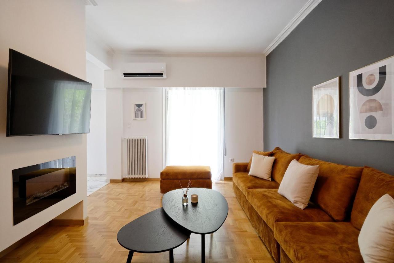 Elegant Big Apartment In Athens Center With Balcony Esterno foto