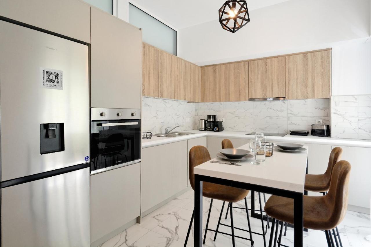 Elegant Big Apartment In Athens Center With Balcony Esterno foto