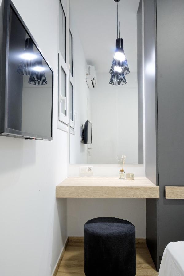 Elegant Big Apartment In Athens Center With Balcony Esterno foto