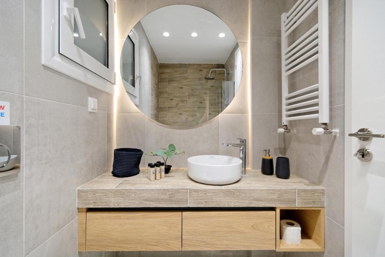 Elegant Big Apartment In Athens Center With Balcony Esterno foto